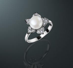 Серебряное кольцо с жемчугом к-630464: белый пресноводный жемчуг, серебро 925°