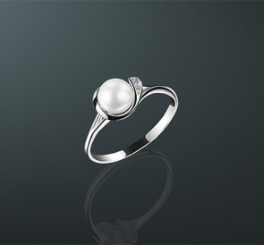 Серебряное кольцо с жемчугом к-211100: белый пресноводный жемчуг, серебро 925°