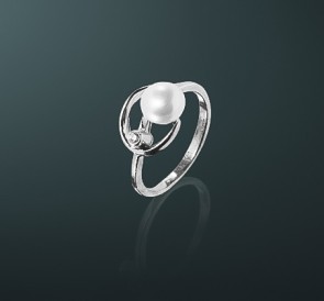 Серебряное кольцо с жемчугом к-501: белый пресноводный жемчуг, серебро 925°
