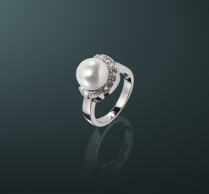 Серебряное кольцо с жемчугом к-300036: белый пресноводный жемчуг, серебро 925°
