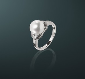 Серебряное кольцо с жемчугом к-300051: белый пресноводный жемчуг, серебро 925°